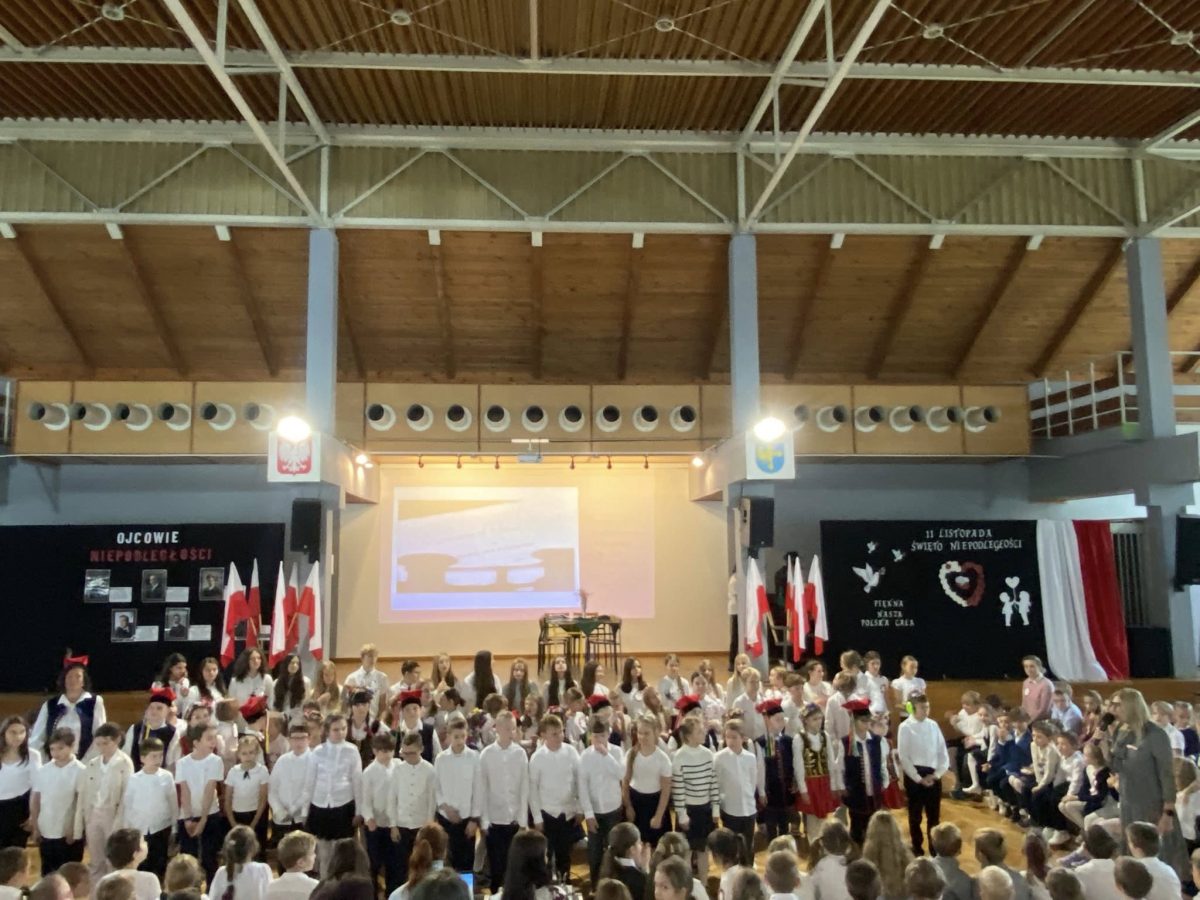 Uroczysty apel z okazji Narodowego Święta Niepodległości