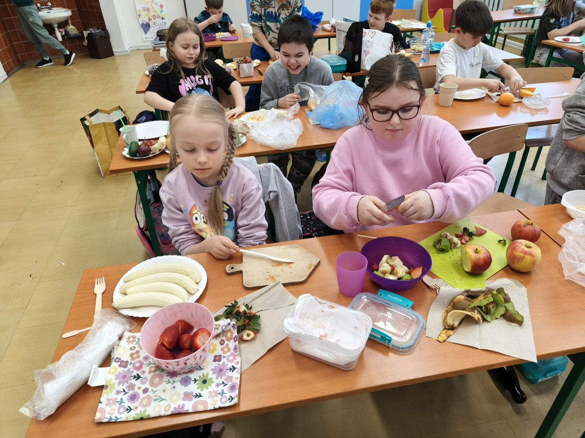 Zdrowe i kolorowe zajęcia w klasie 2D