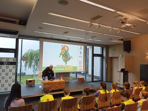 1 (1) (1) (1) (1) (1) (1)