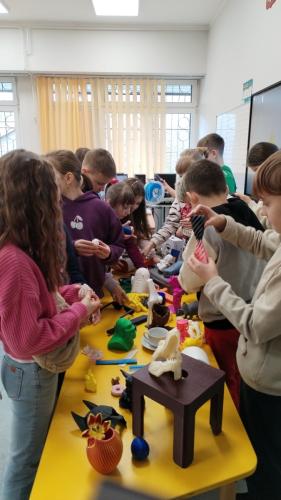 2202a635-e0b6-4fac-a0da-ed95faf31af0