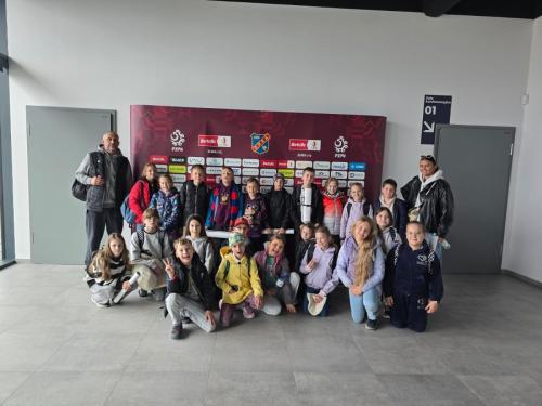 6b7a36e7-b1bf-4701-a1b8-83bde934282c