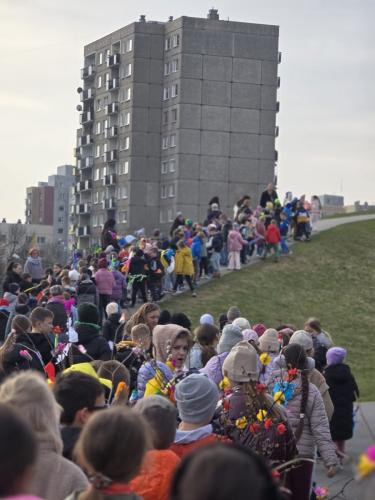 8e5c9d94-0b8d-434e-be45-7841a519633c